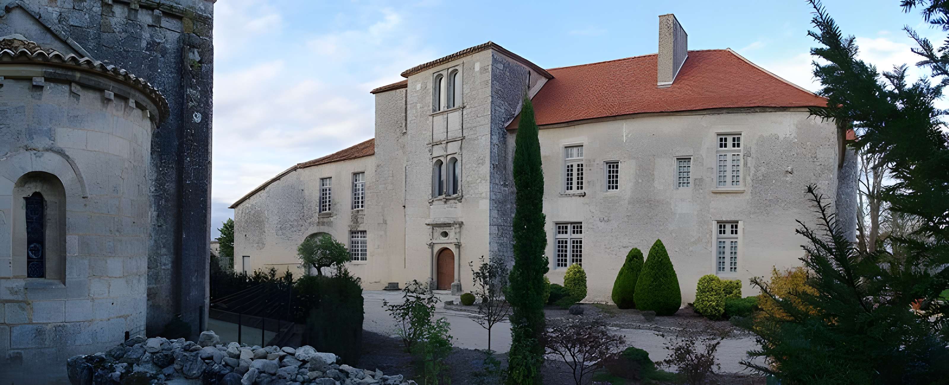 Prieuré de Charmant 