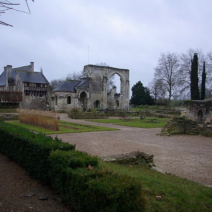 Photo de Ancien prieuré de Saint-Cosme