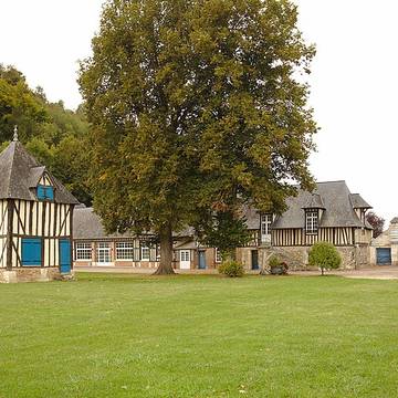 Prieuré de Saint-Philbert-sur-Risle