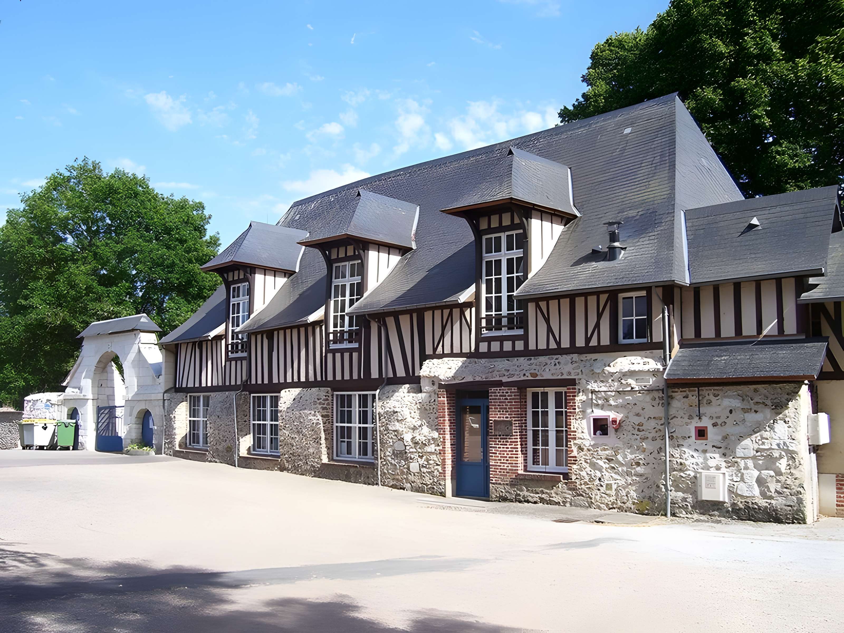 Prieuré de Saint-Philbert-sur-Risle 