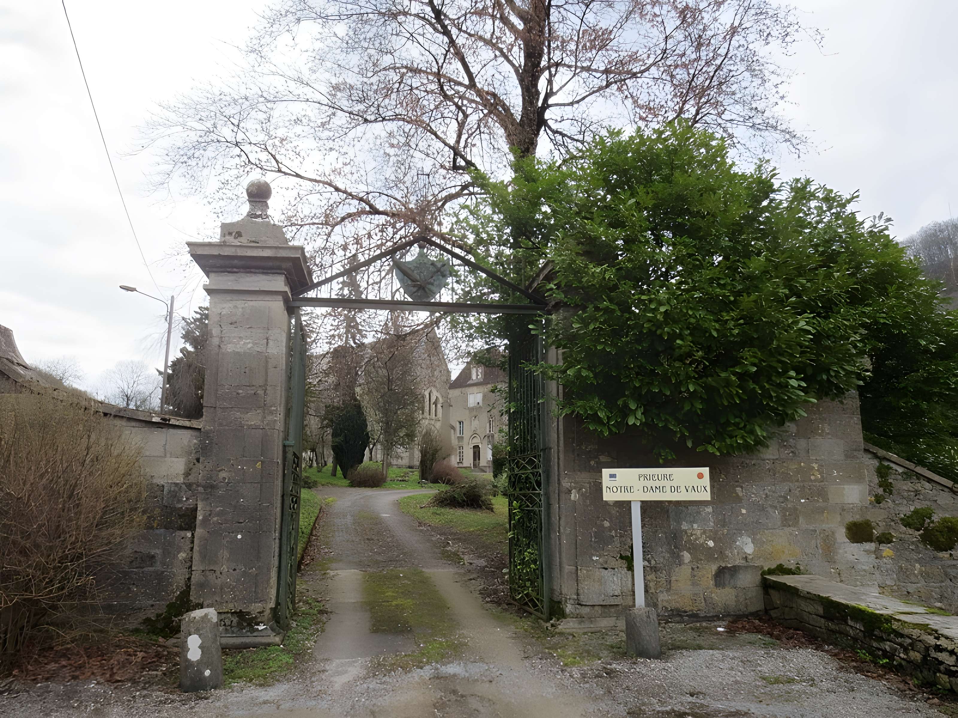 Prieuré de Vaux-sur-Poligny