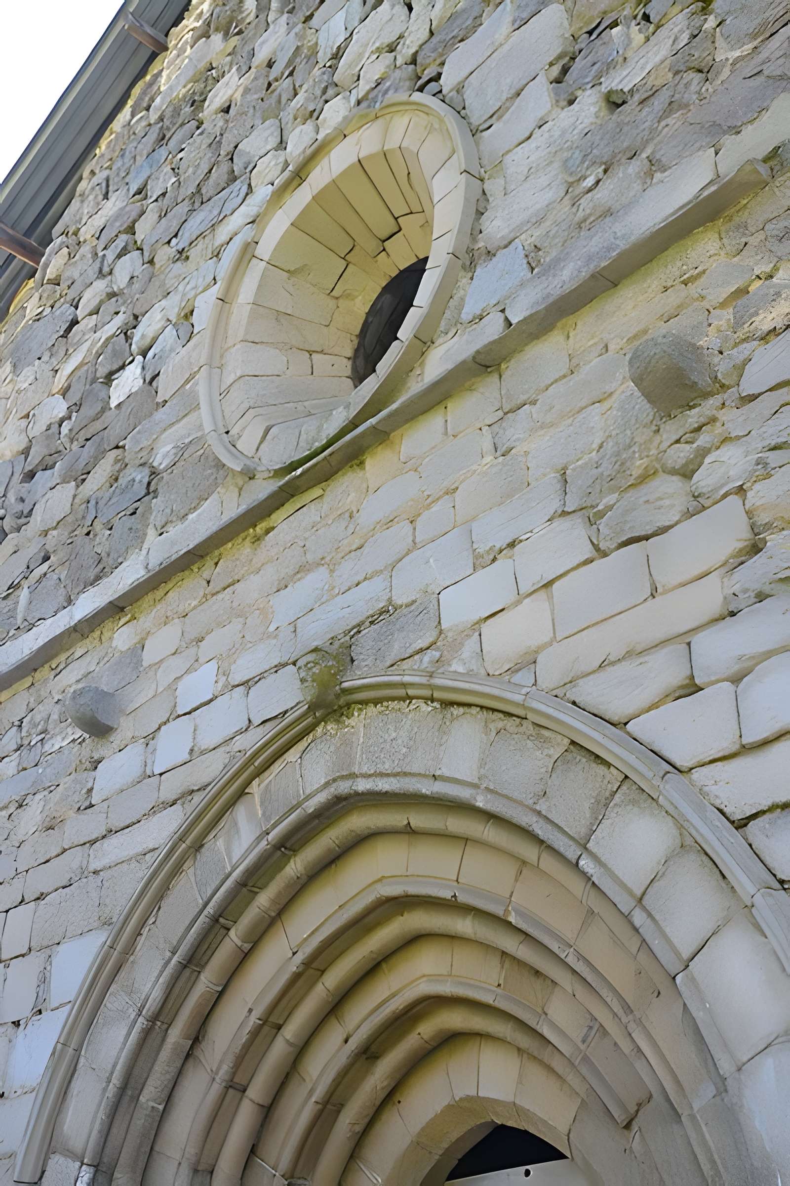 Prieuré Sainte-Radegonde de Villevaleix