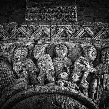 Prieuré Saint-Léonard de LÎle-Bouchard