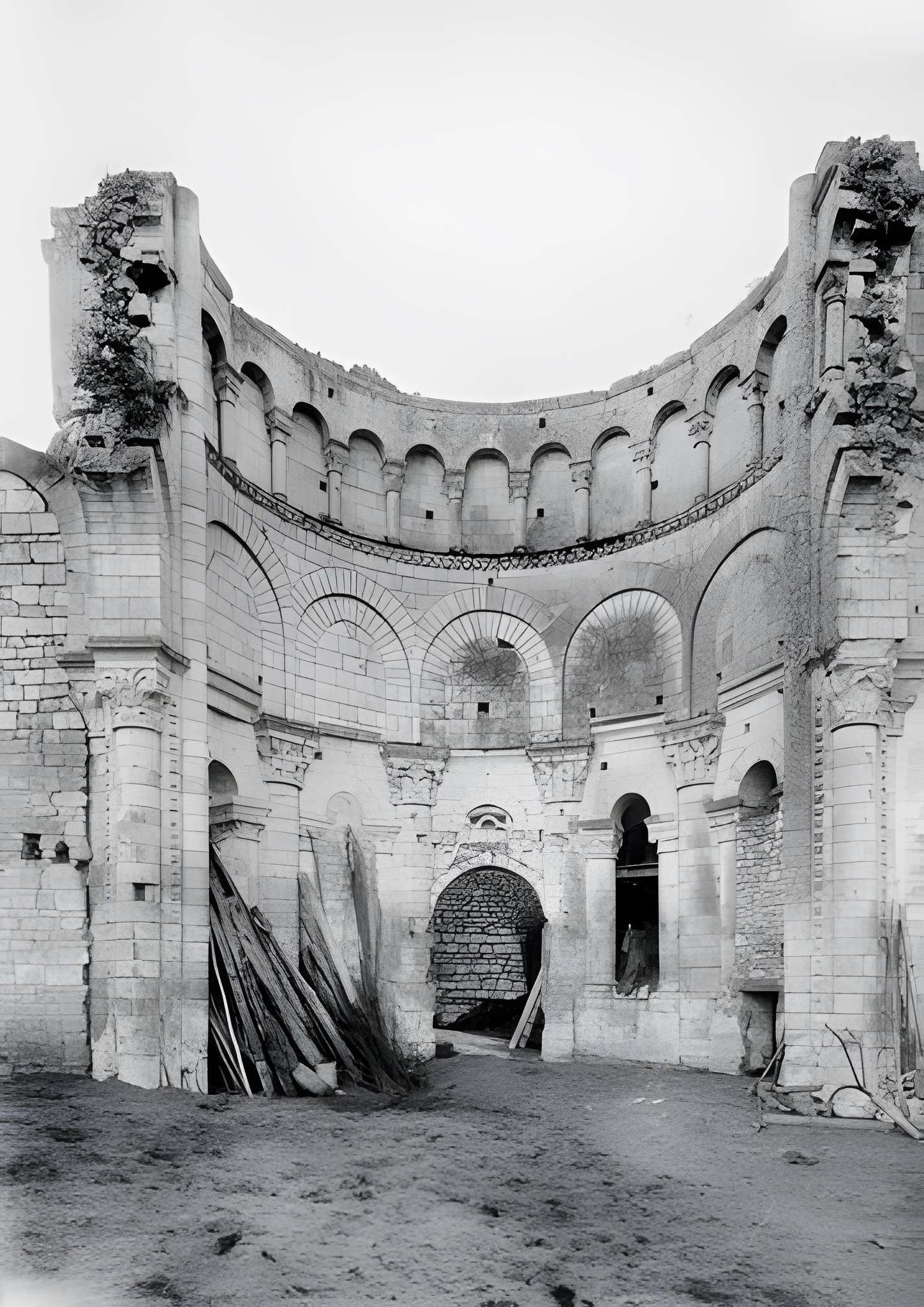Prieuré Saint-Léonard de L'Île-Bouchard