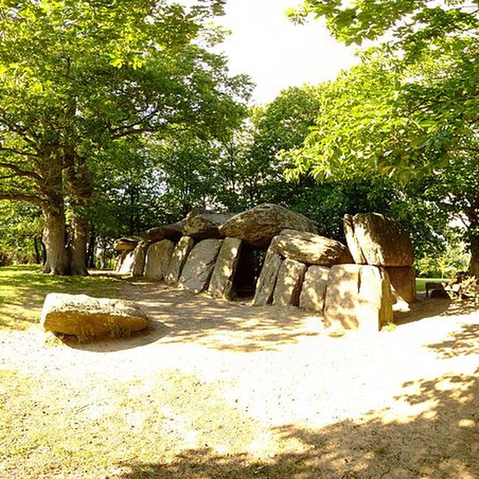 Photo de La Roche-aux-Fées dEssé