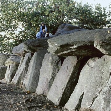 La Roche-aux-Fées dEssé