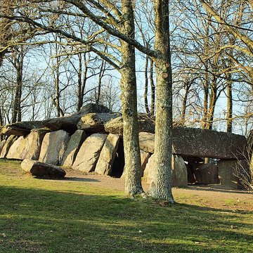 La Roche-aux-Fées dEssé