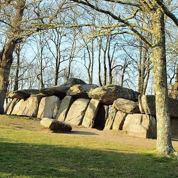 La Roche-aux-Fées dEssé