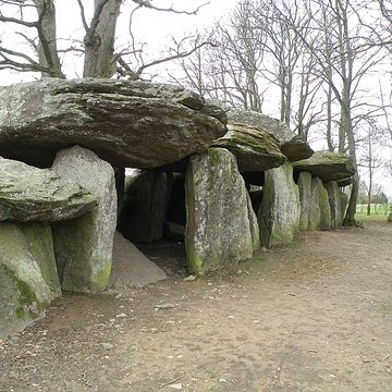 La Roche-aux-Fées dEssé