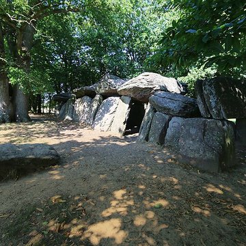 La Roche-aux-Fées dEssé