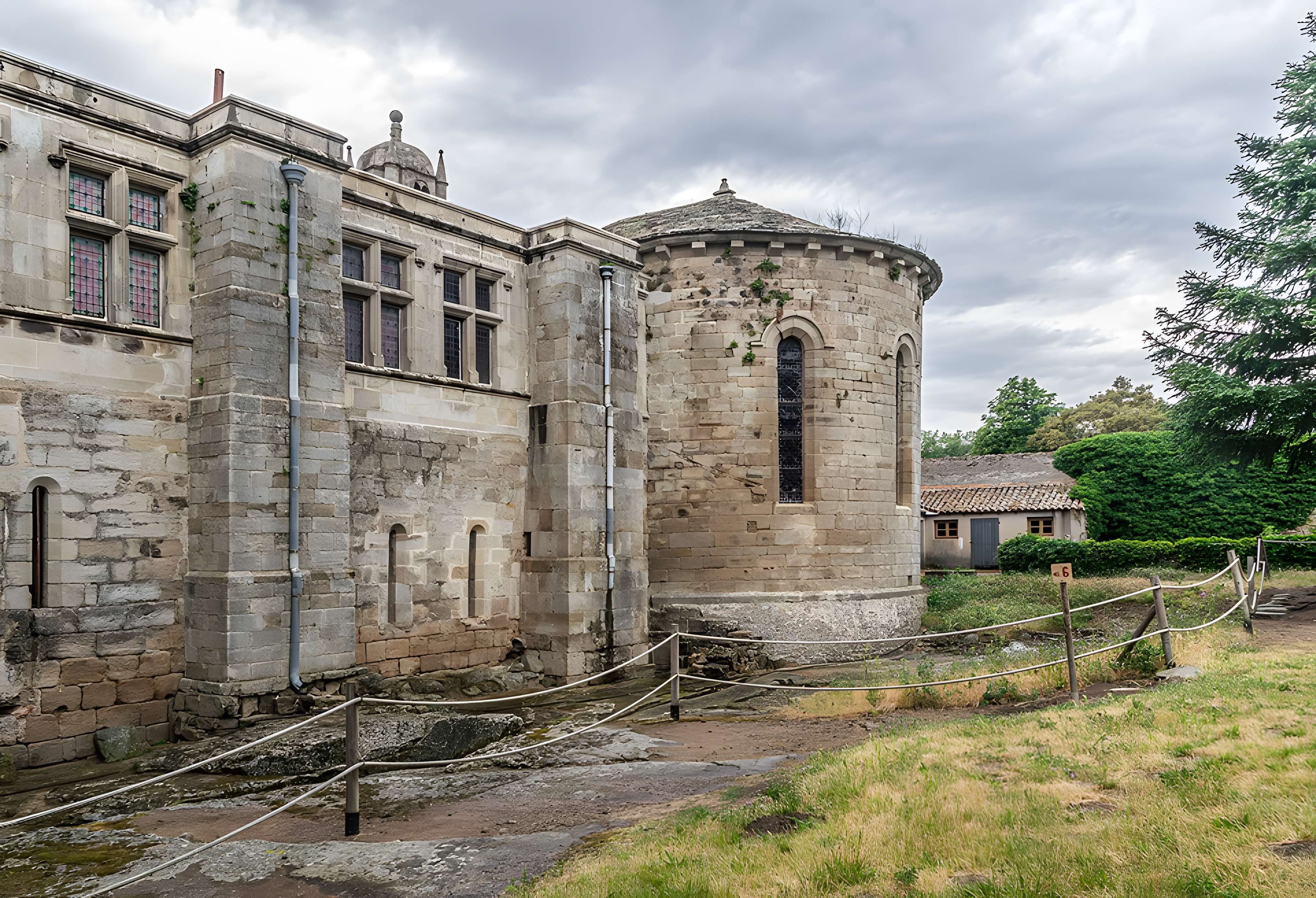 Prieuré Saint-Michel de Grandmont