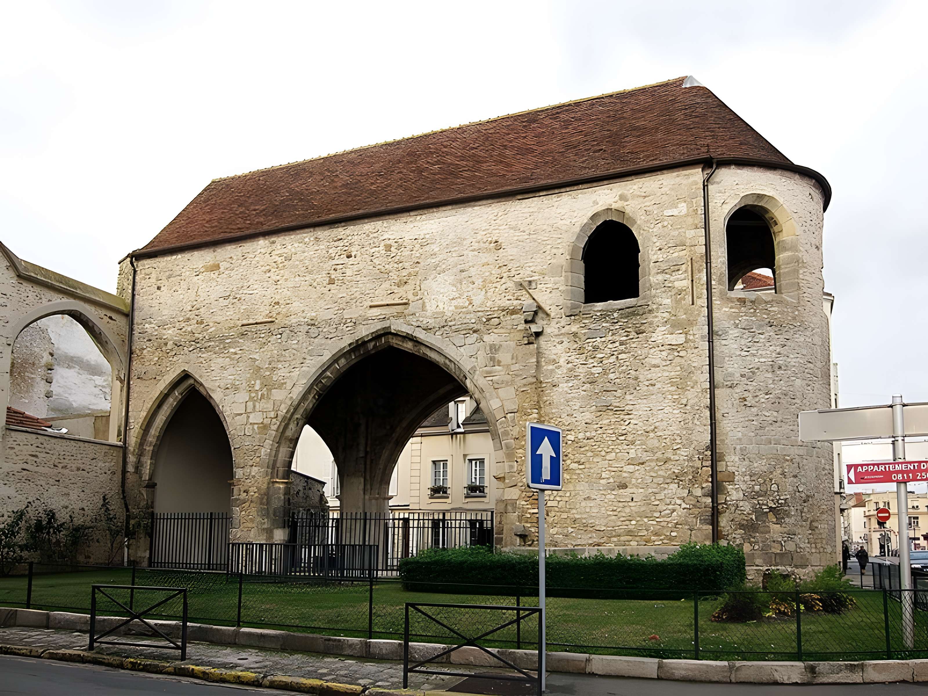 Prieuré Saint-Sauveur de Melun 