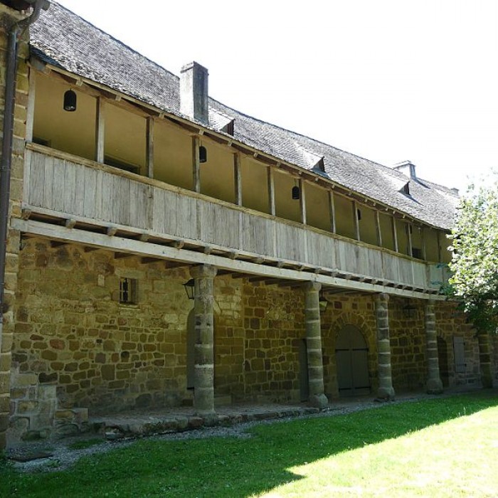 Photo de Bâtiments de lancien prieuré Saint-Xantin, dits ancien presbytère