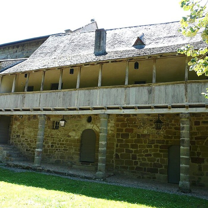 Photo de Bâtiments de lancien prieuré Saint-Xantin, dits ancien presbytère