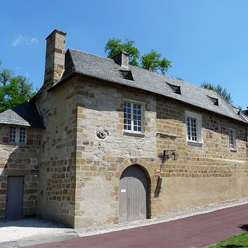 Bâtiments de lancien prieuré Saint-Xantin, dits ancien presbytère