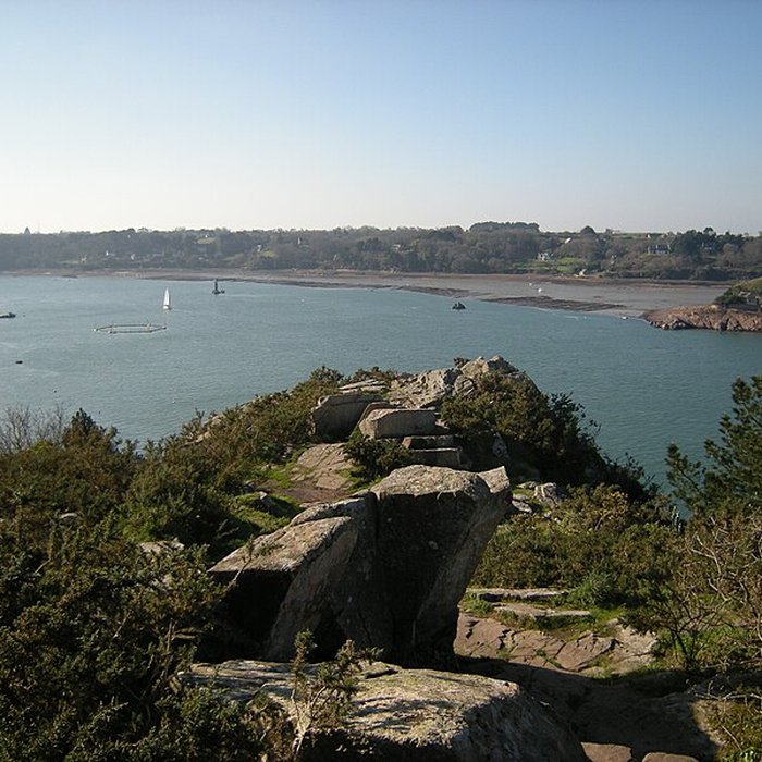 Photo de Promontoire préhistorique barré de Rochan Evned à Ploubazlanec
