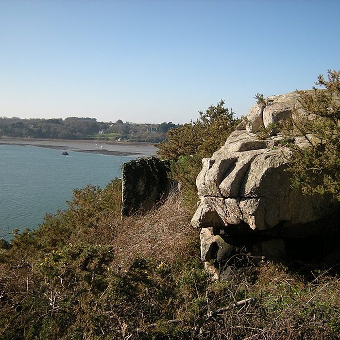 Photo de Promontoire préhistorique barré de Rochan Evned à Ploubazlanec