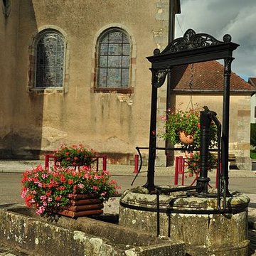 Puits communal dAmblans