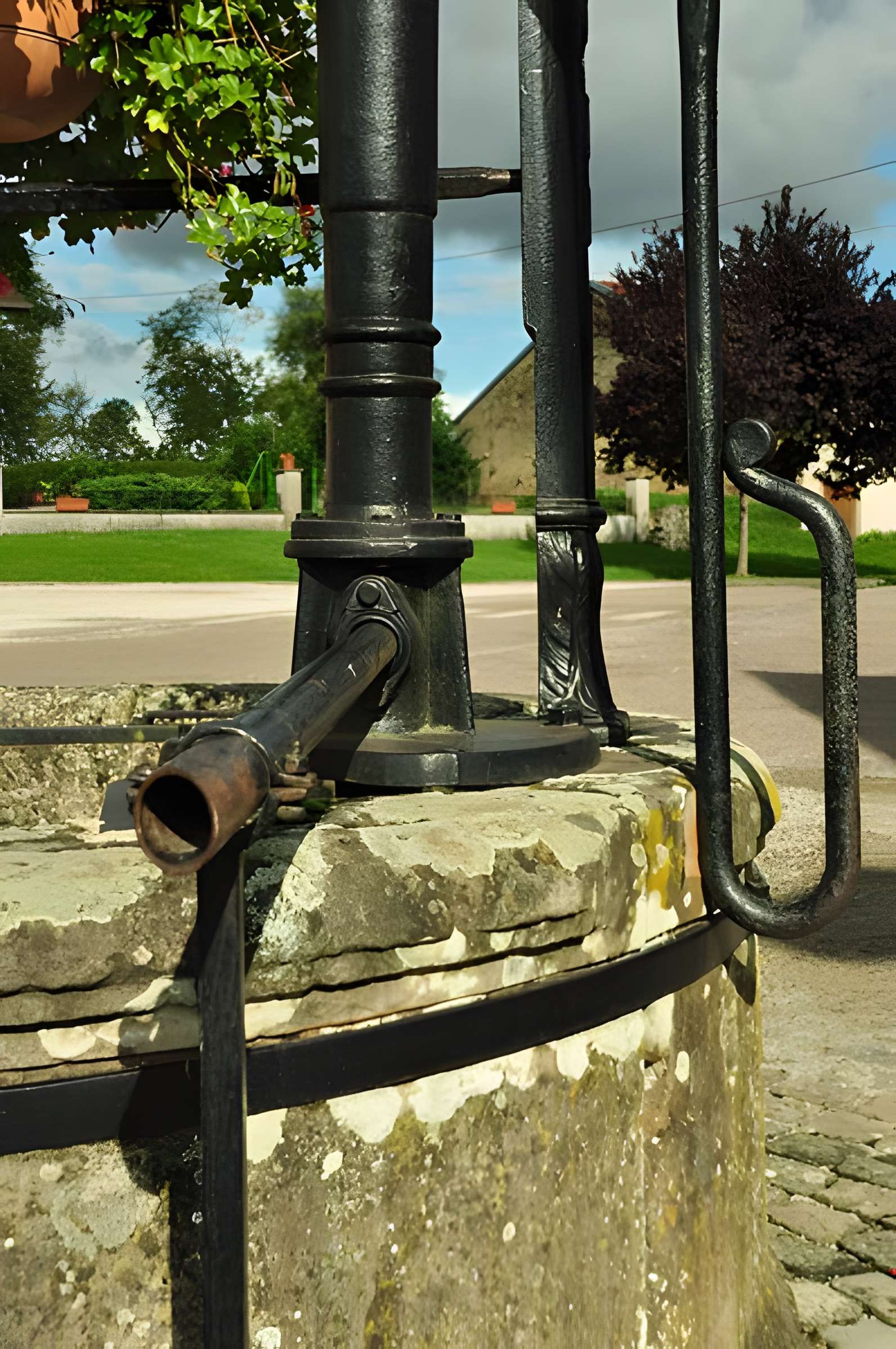 Puits communal d'Amblans