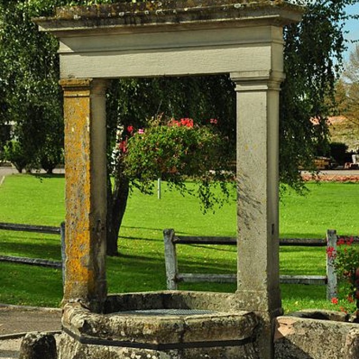 Photo de Puits communal de Velotte