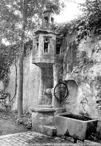 Puits gothique de La Châtre