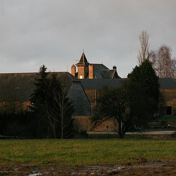 Relais de poste à chevaux à Launois-sur-Vence