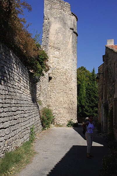 Rempart du Poët-Laval