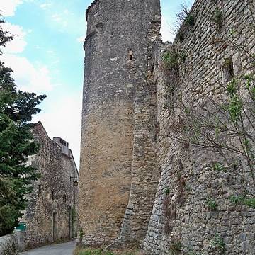 Rempart du Poët-Laval