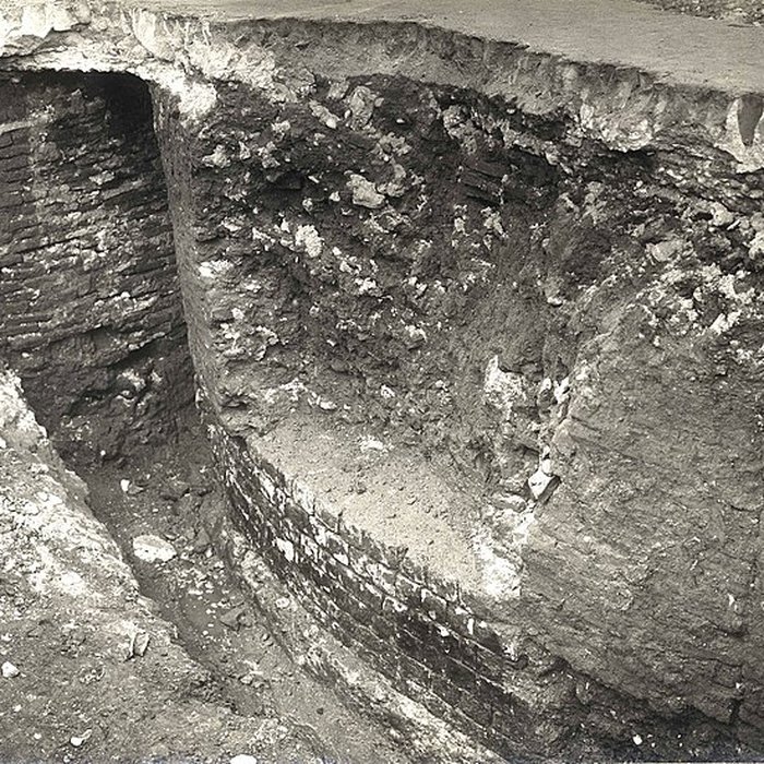Photo de Tour des Hauts-Murats et vestiges de remparts gallo-romains attenants