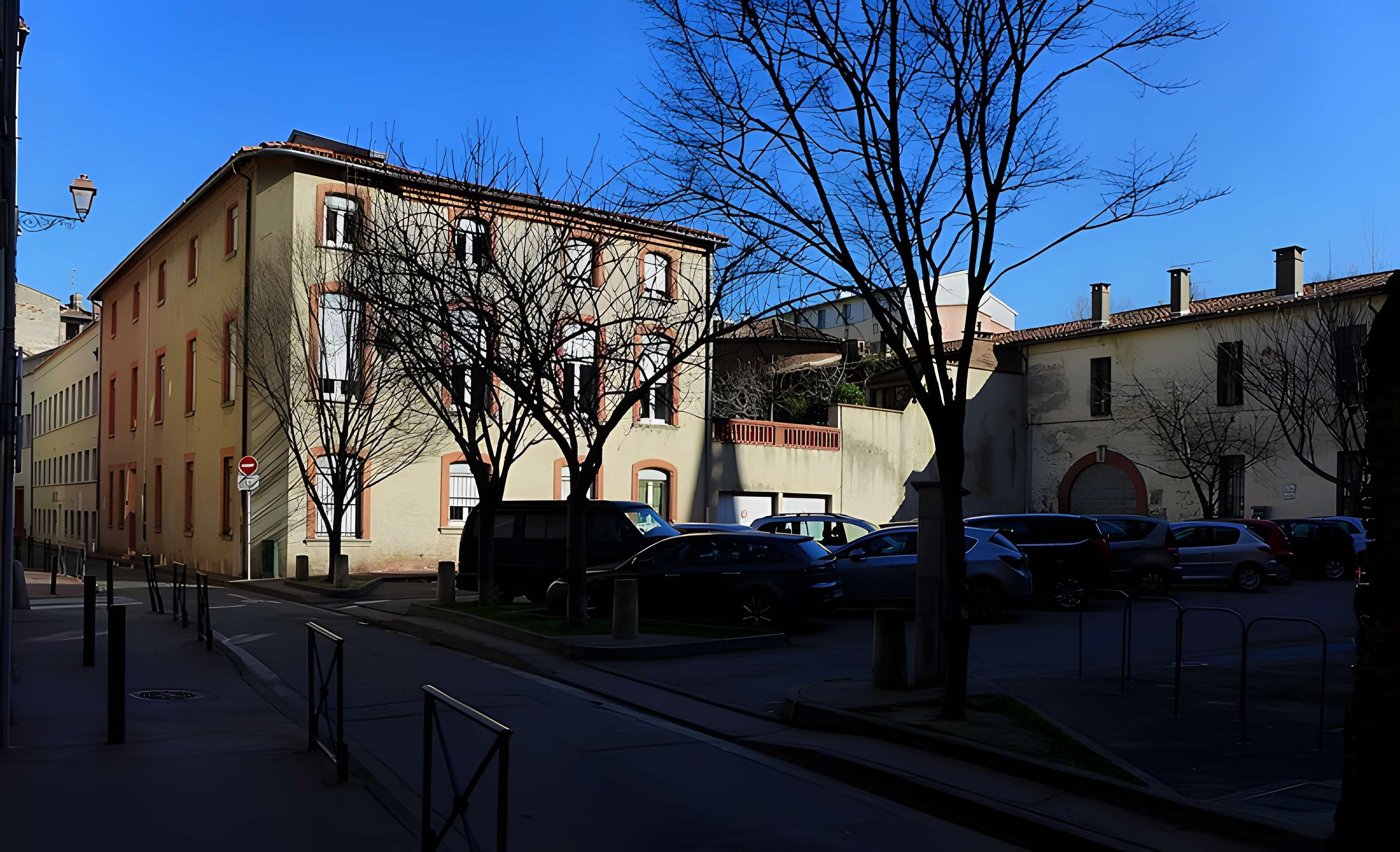 Tour des Hauts-Murats et vestiges de remparts gallo-romains attenants