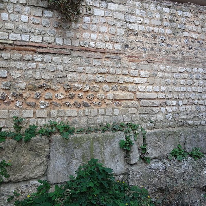 Photo de Rempart gallo-romain dÉvreux