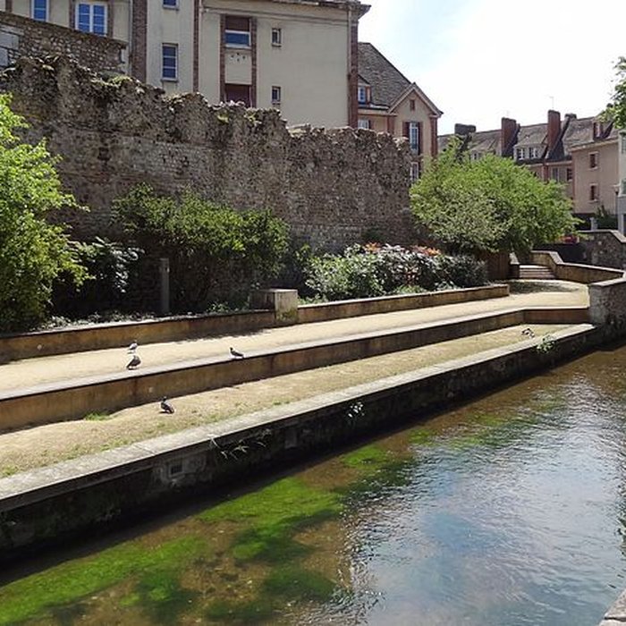 Photo de Rempart gallo-romain dÉvreux