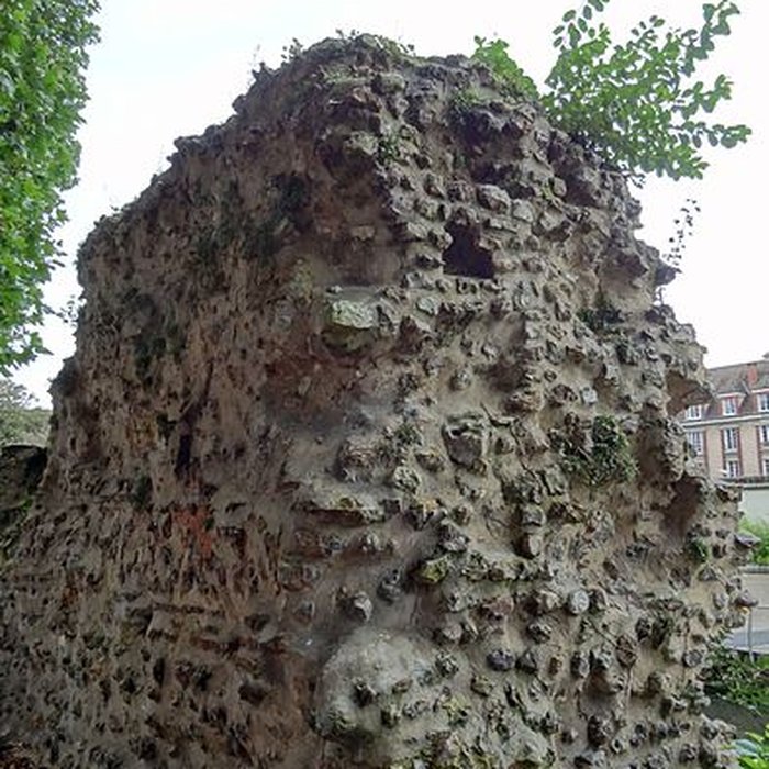 Photo de Rempart gallo-romain dÉvreux