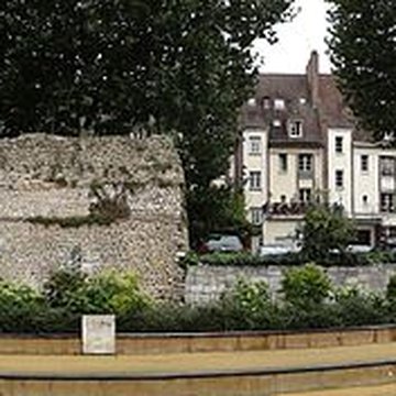 Rempart gallo-romain dÉvreux