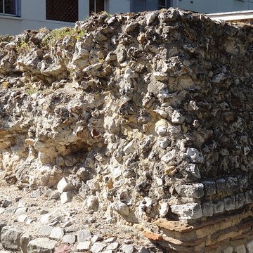 Rempart gallo-romain dÉvreux