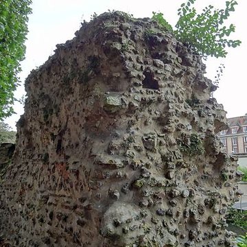 Rempart gallo-romain dÉvreux