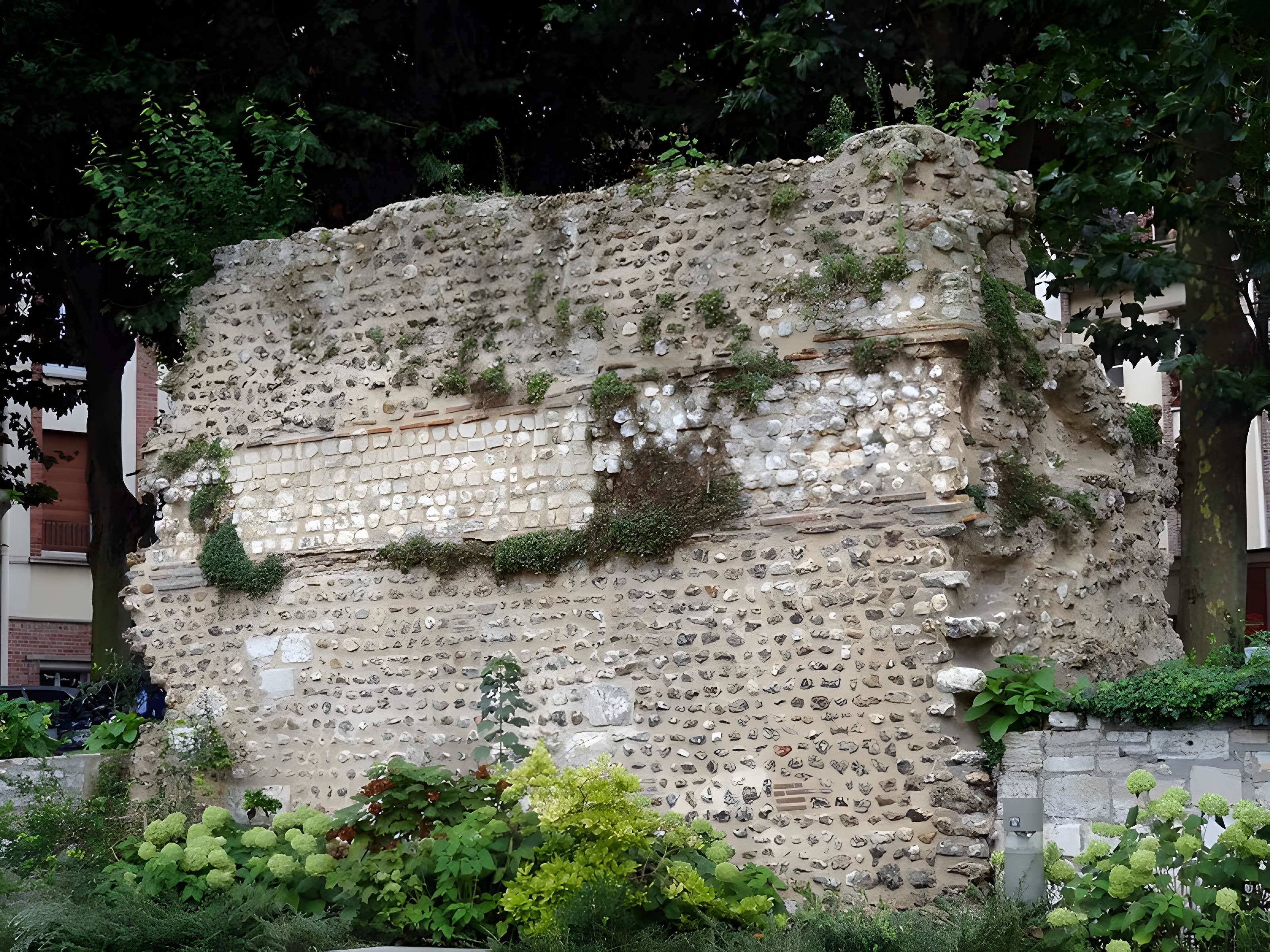 Rempart gallo-romain d'Évreux