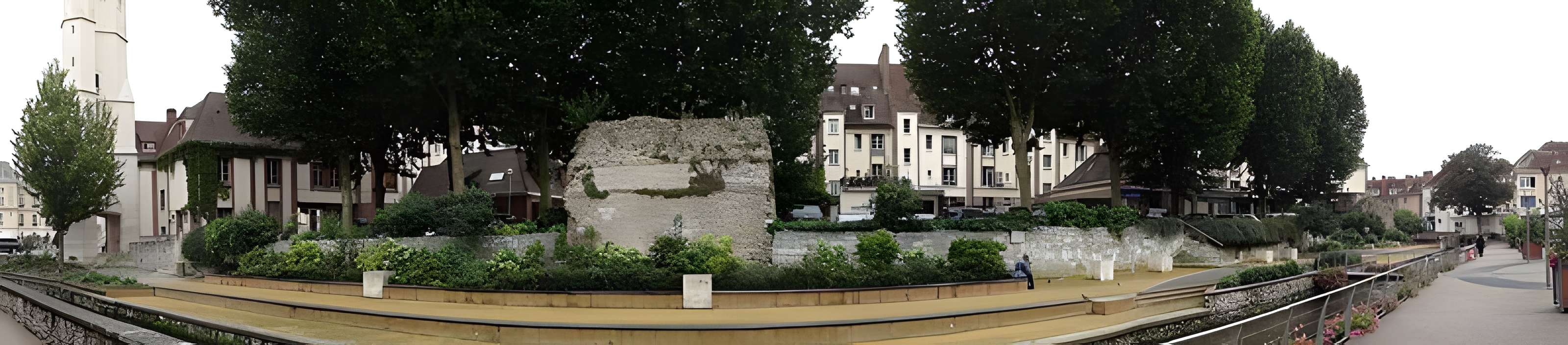 Rempart gallo-romain d'Évreux