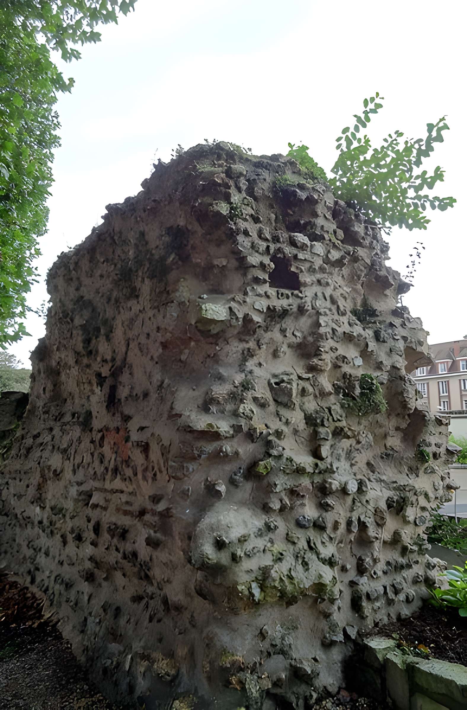 Rempart gallo-romain d'Évreux