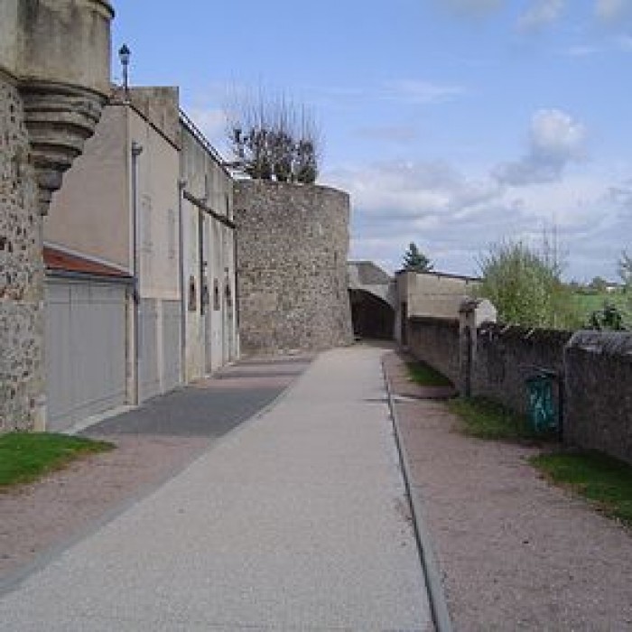 Photo de Remparts de Bourbon-Lancy