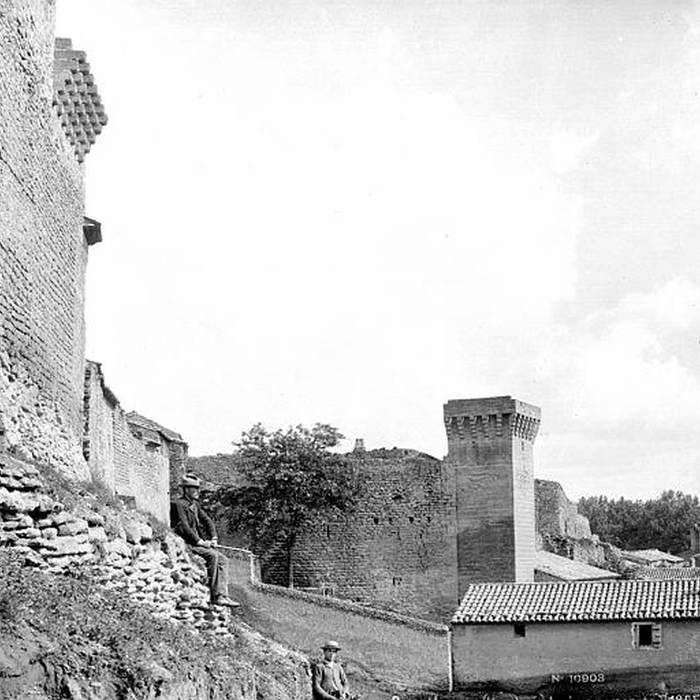 Photo de Remparts de Courthézon