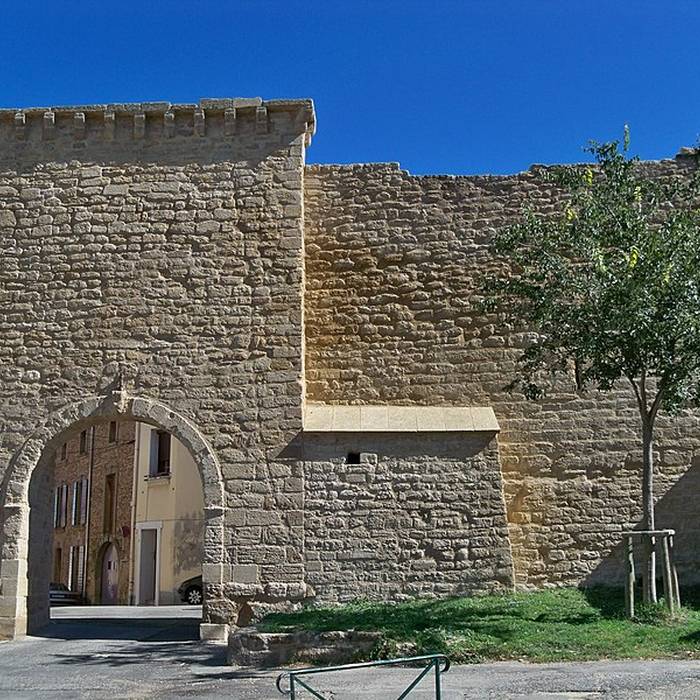 Photo de Remparts de Courthézon