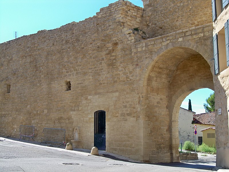Remparts de Courthézon