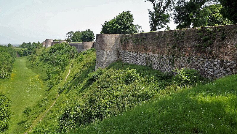 Remparts de Montreuil 