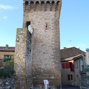 remparts de pertuis