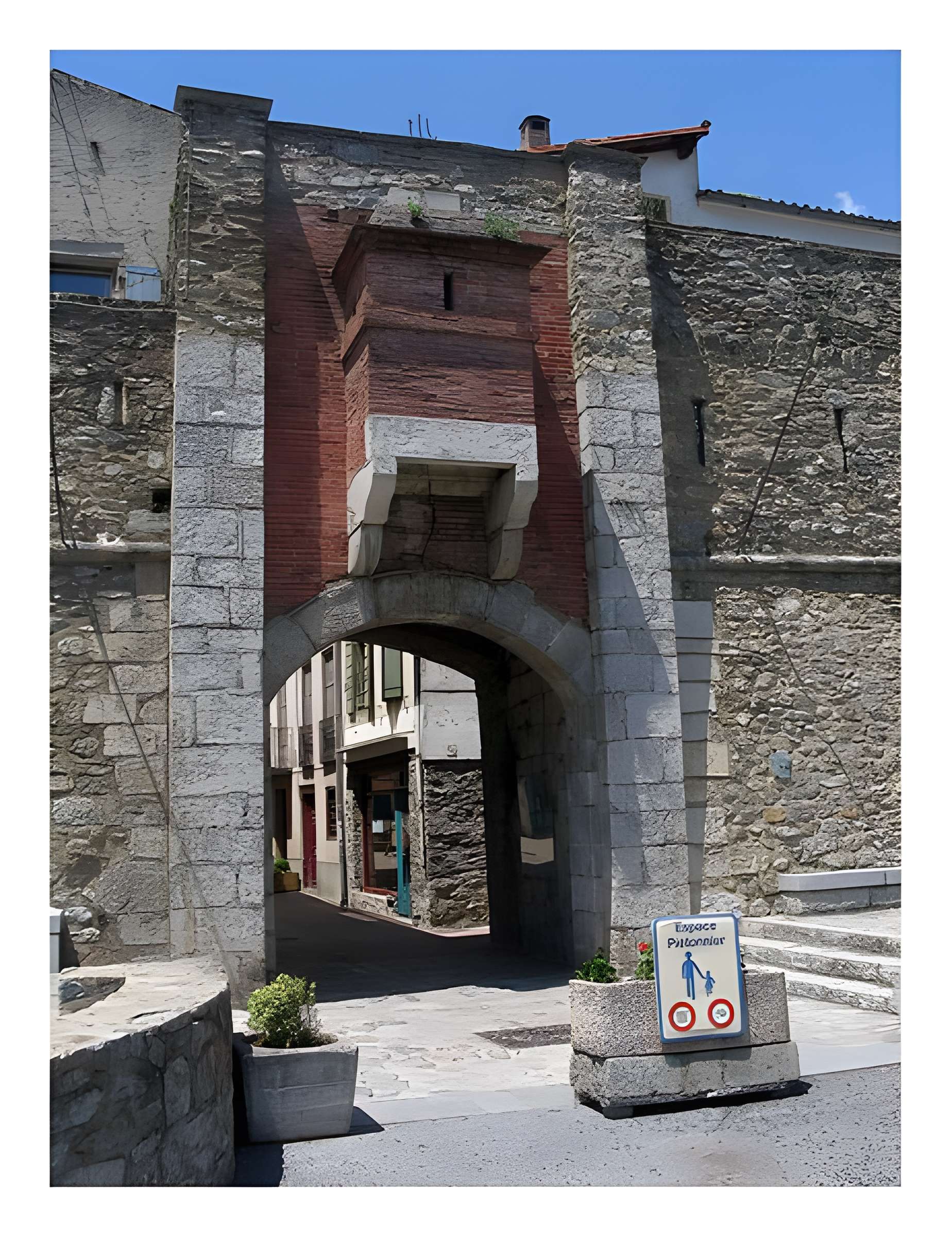 Remparts de Prats-de-Mollo-la-Preste