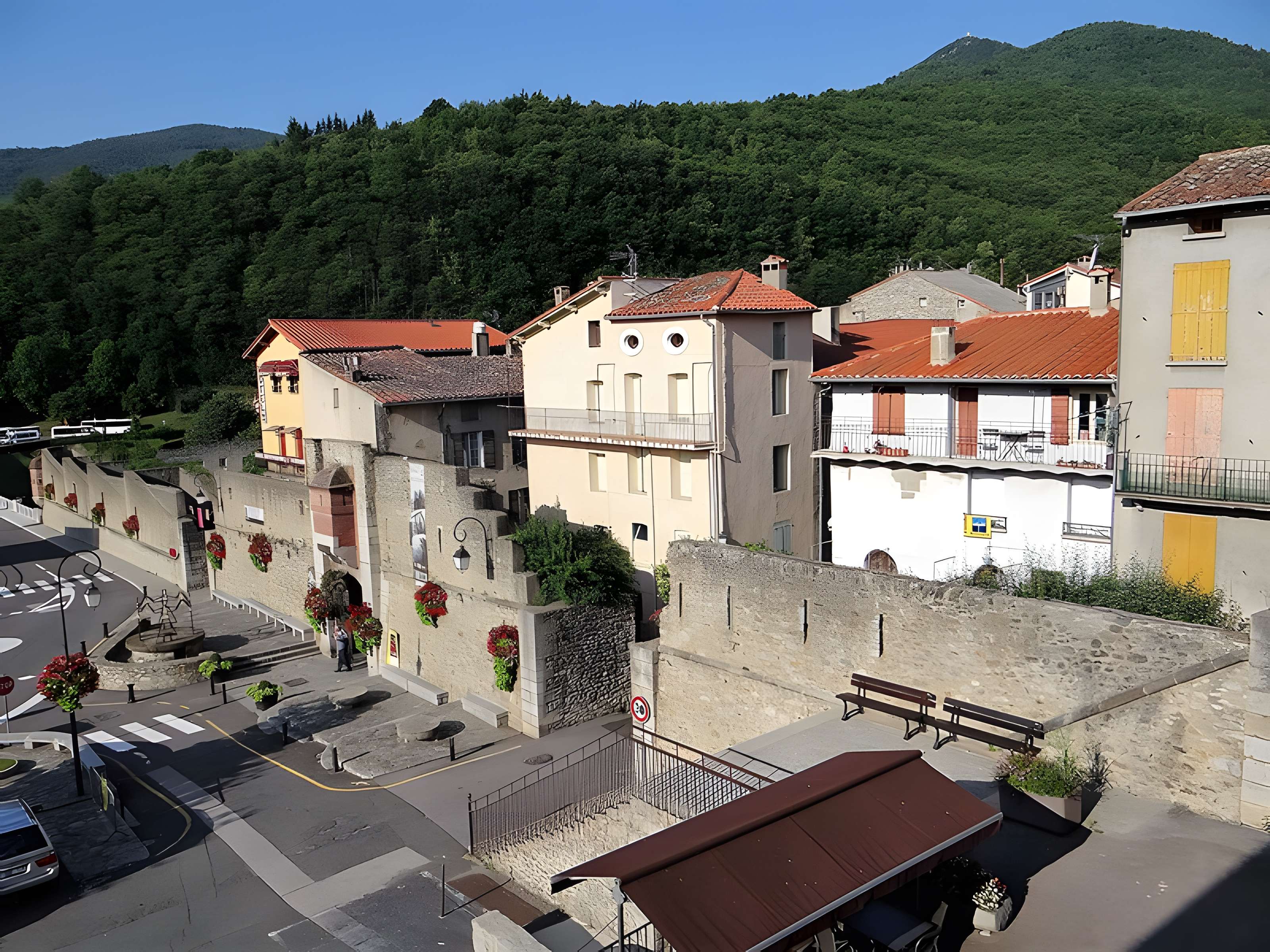 Remparts de Prats-de-Mollo-la-Preste