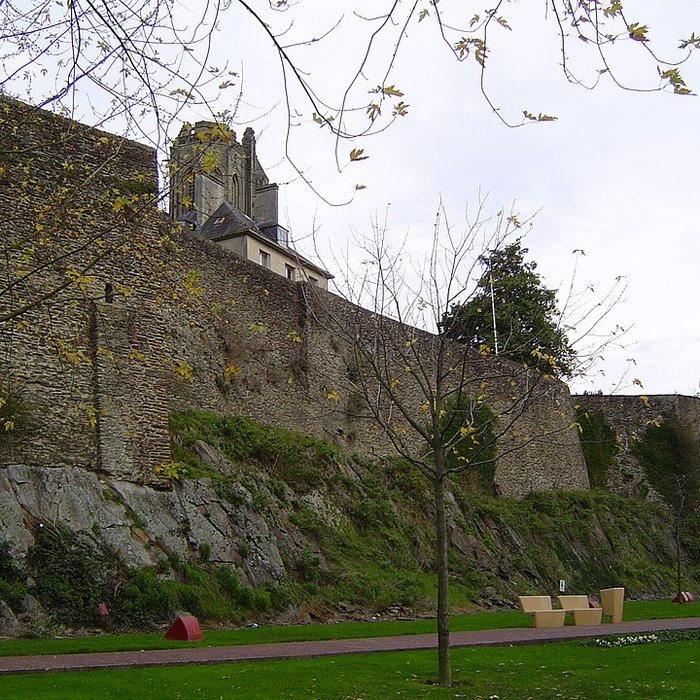 Photo de Remparts de Saint-Lô
