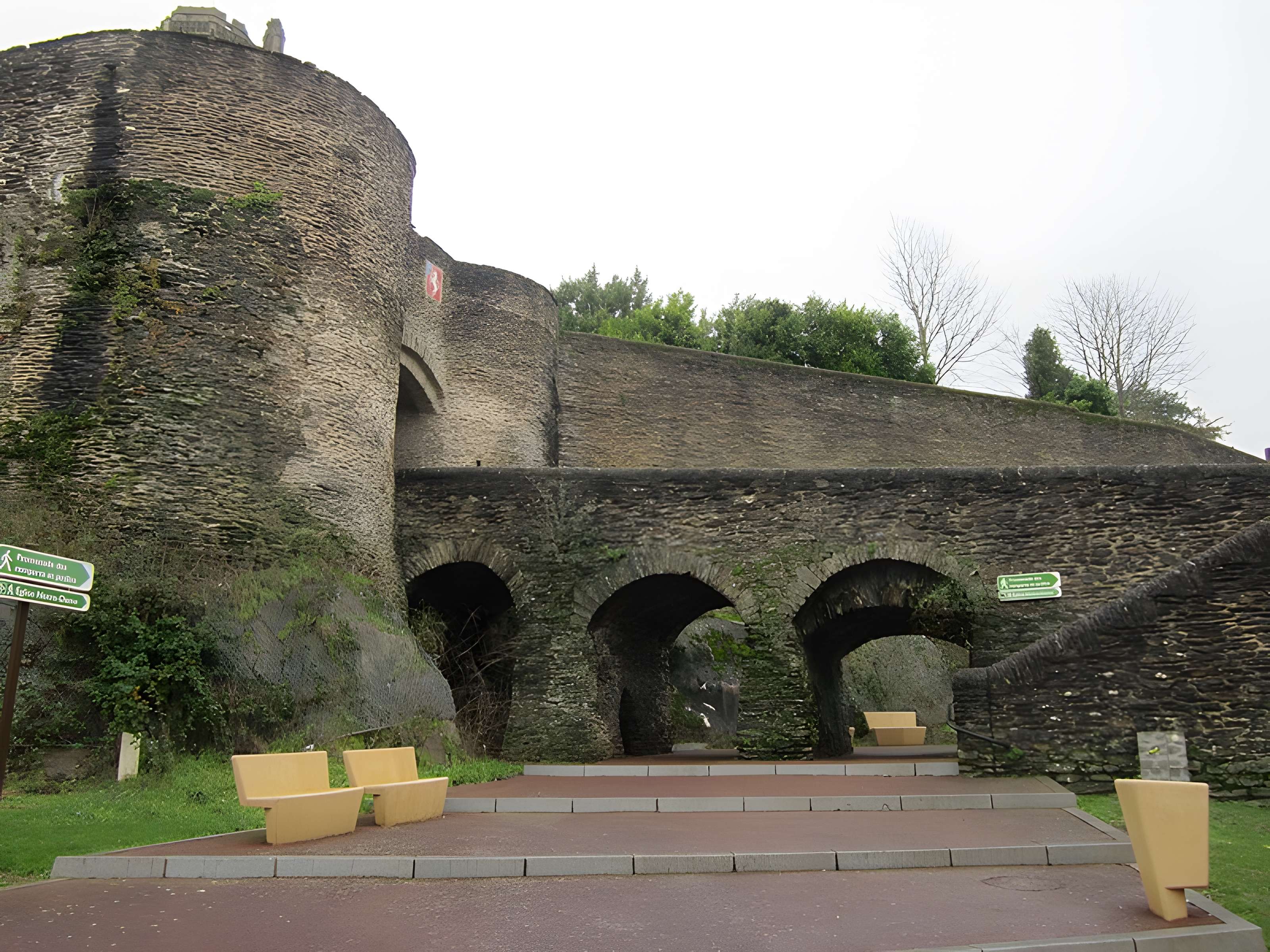 Remparts de Saint-Lô