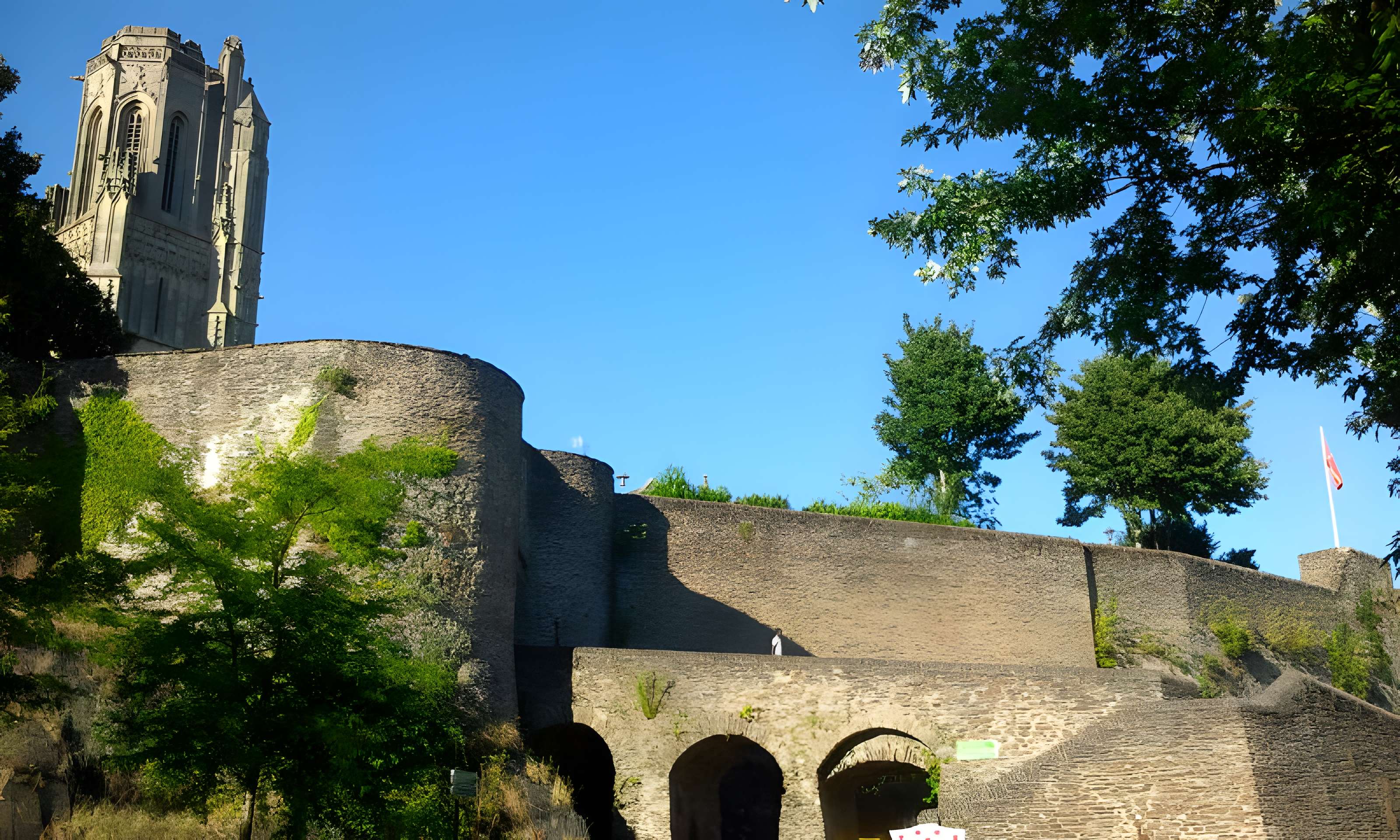 Remparts de Saint-Lô